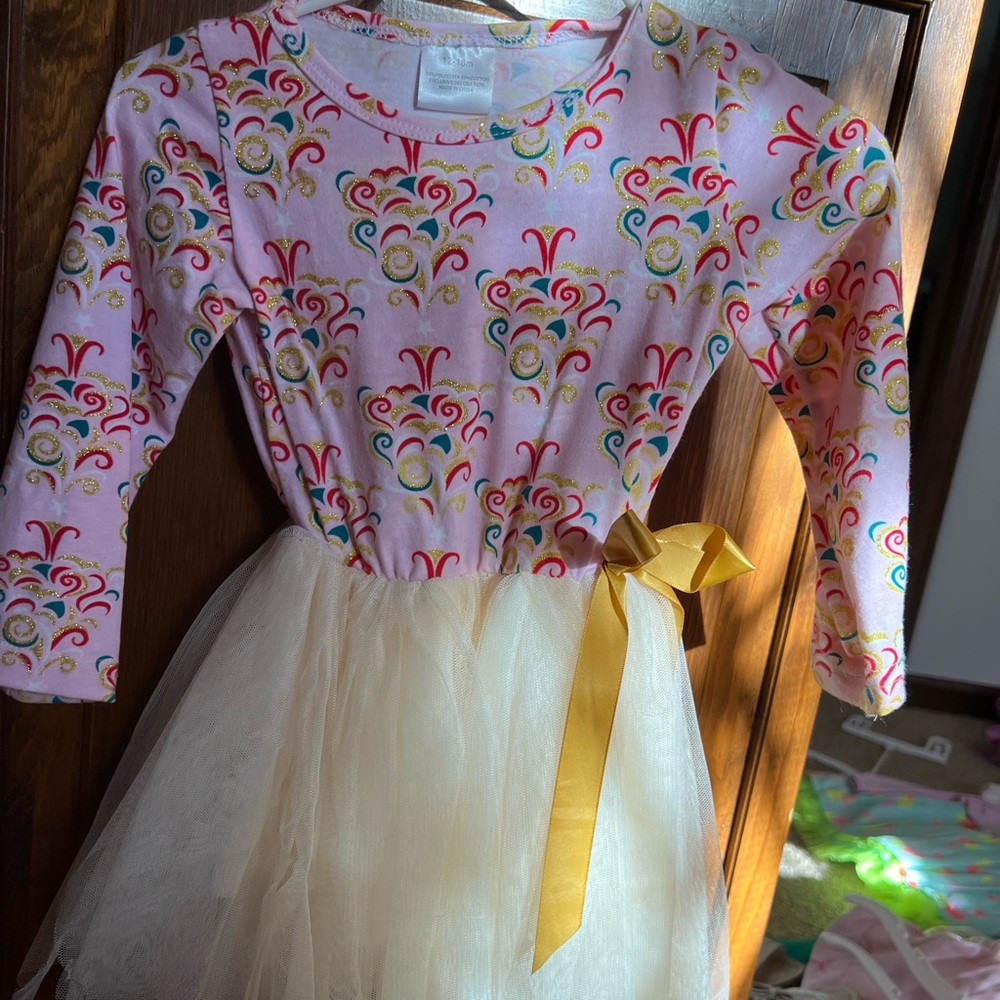 Beautiful dress 12-18 months